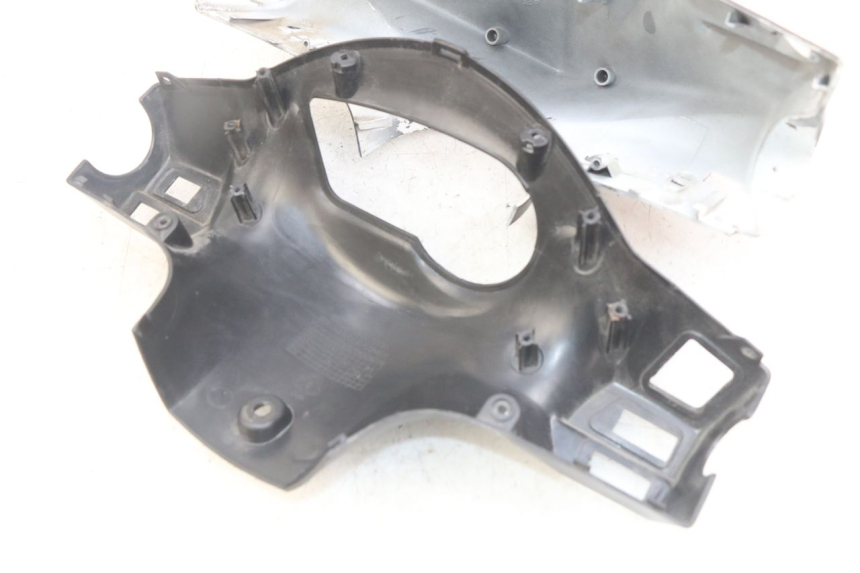 photo de COUVRE MANUBRIO SYM ORBIT 2 4T 50 (2008 - 2017) - Caratteristiche distintive