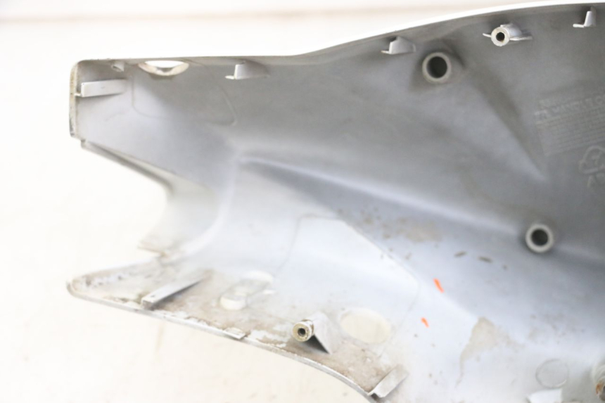 photo de COUVRE MANUBRIO SYM ORBIT 2 4T 50 (2008 - 2017) - Focus sulla struttura