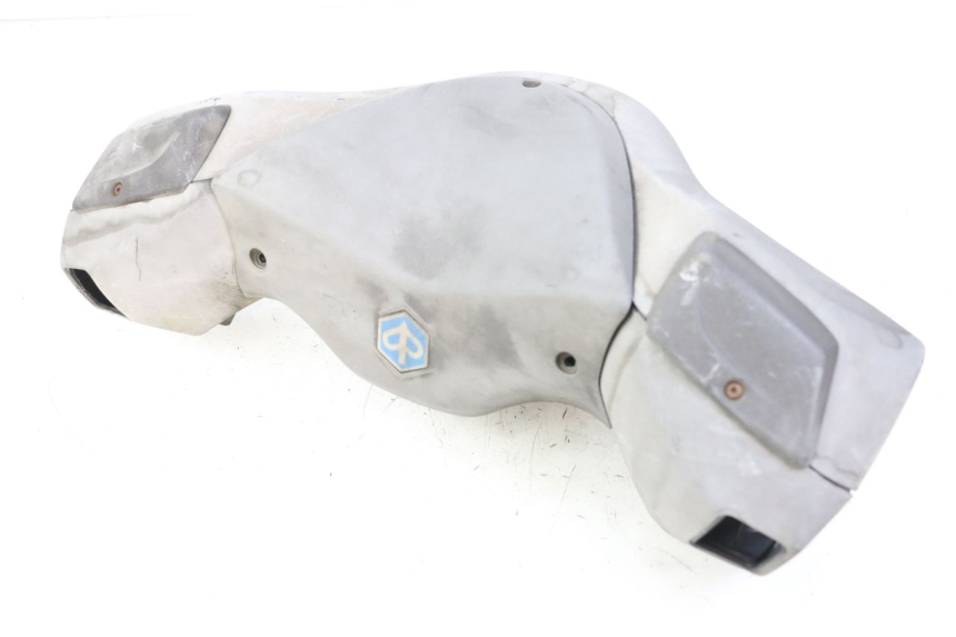 photo de COUVRE MANUBRIO PIAGGIO X8 125 (2004 - 2007) - Primo piano tecnico