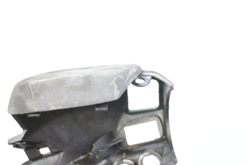 photo de COUVRE MANUBRIO PIAGGIO X8 125 (2004 - 2007) - Stato della superficie e materiale