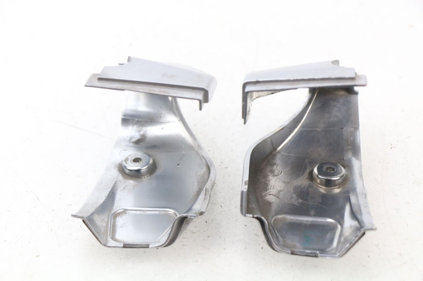 photo de Copri manubrio PIAGGIO PRIMAVERA 125 (2013 - 2021) - Dettaglio del componente