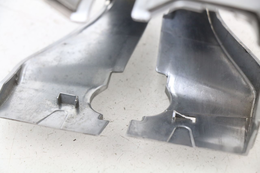 photo de Copri manubrio PIAGGIO PRIMAVERA 125 (2013 - 2021) - Zoom sullo stato d'uso