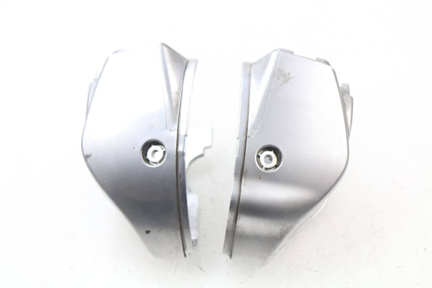 photo de Copri manubrio PIAGGIO PRIMAVERA 125 (2013 - 2021) - Primo piano tecnico