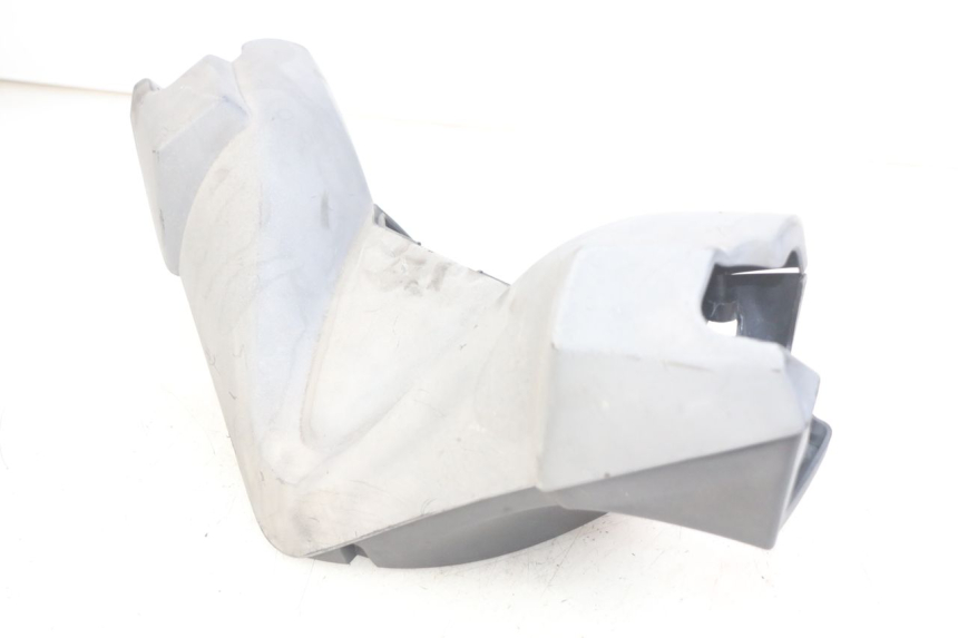 photo de COUVRE MANUBRIO PEUGEOT SATELIS 125 (2006 - 2009) - Dettaglio del componente