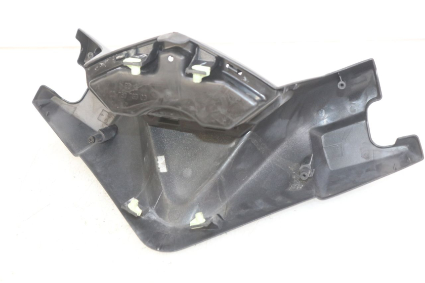 photo de COUVRE MANUBRIO PEUGEOT SATELIS 125 (2006 - 2009) - Stato della superficie e materiale