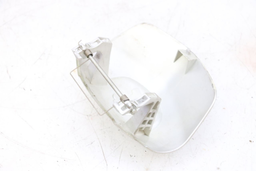 photo de COPRIMANUBRIO PEUGEOT SATELIS 125 (2013 - 2018) - Primo piano tecnico