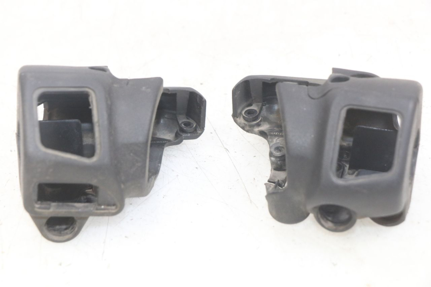 photo de COUVRE MANUBRIO APRILIA SCARABEO LIGHT 125 (2007 - 2011) - Vista principale