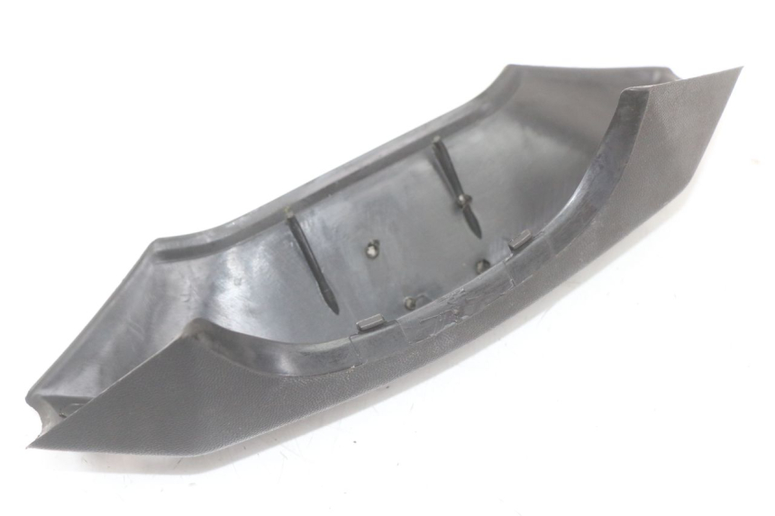 photo de Copri manubrio APRILIA SR CARB LC 2T 50 (2004 - 2012) - Primo piano tecnico