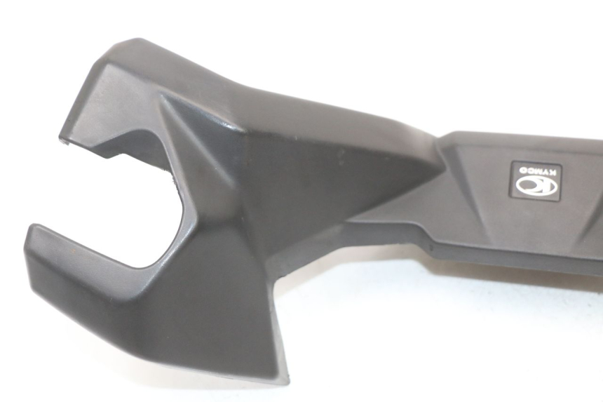 photo de COPRIMANUBRIO KYMCO SUPER 8 4T 50 (2021 - 2024) - Primo piano tecnico