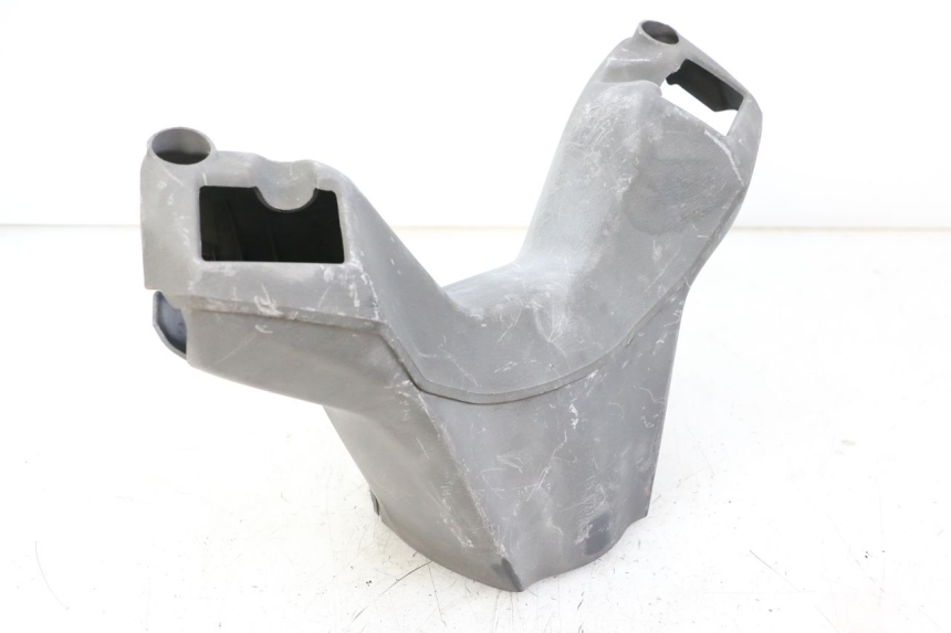 photo de COUVRE MANUBRIO SUZUKI BURGMAN 125 (2007 - 2014) - Primo piano tecnico