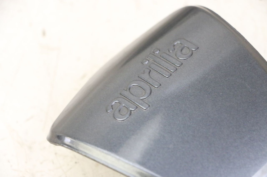 photo de COUVRE MANUBRIO APRILIA SXR 50 (2021 - 2023) - Primo piano tecnico