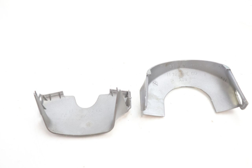 photo de COPRIMANUBRIO PEUGEOT TREKKER 50 (1995 - 2004) - Stato della superficie e materiale