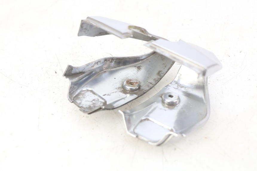 photo de COPRI MANUBRIO PIAGGIO VESPA PRIMAVERA 2T 50 (2013 - 2018) - Altra angolazione