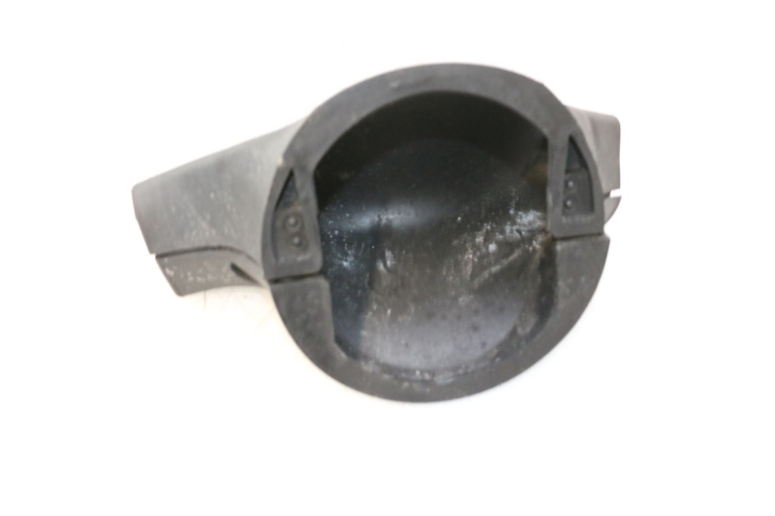 photo de COPRIMANUBRIO YAMAHA WAVE RUNNER GP R 1200 (2000 - 2003) - Dettaglio del componente