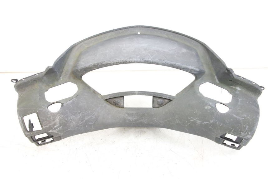 photo de COPRI MANUBRIO YAMAHA XMAX X-MAX 125 (2006 - 2009) - Dettagli dei punti di fissaggio