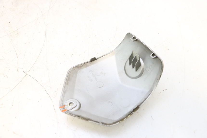 photo de COPRI MANUBRIO YAMAHA X-MAX XMAX 125 (2010 - 2013) - Primo piano tecnico