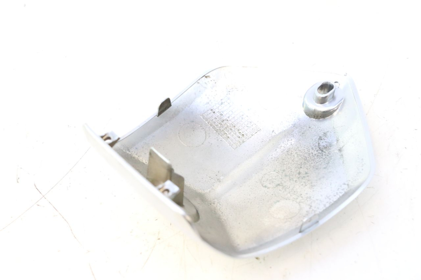 photo de COPRI MANUBRIO YAMAHA X-MAX XMAX 125 (2010 - 2013) - Altra angolazione