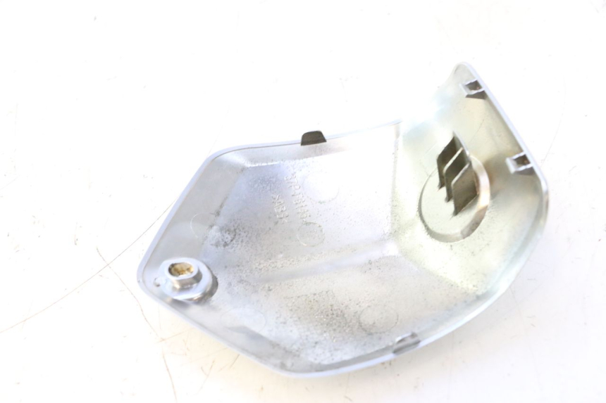 photo de COPRI MANUBRIO YAMAHA X-MAX XMAX 125 (2010 - 2013) - Primo piano tecnico