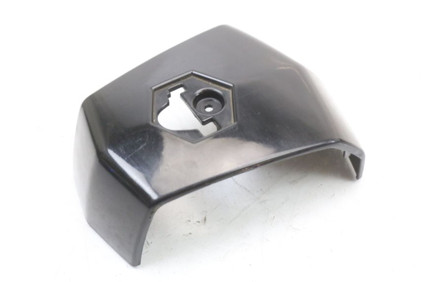 photo de COPRI MANUBRIO PIAGGIO X10 125 (2012 - 2017) - Zoom sullo stato d'uso