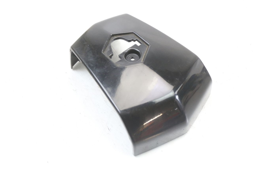 photo de COPRI MANUBRIO PIAGGIO X10 125 (2012 - 2017) - Altra angolazione