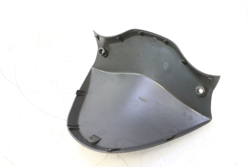 photo de COPERCHIO MANUBRIO PIAGGIO X8 STREET 125 (2006 - 2007) - Primo piano tecnico