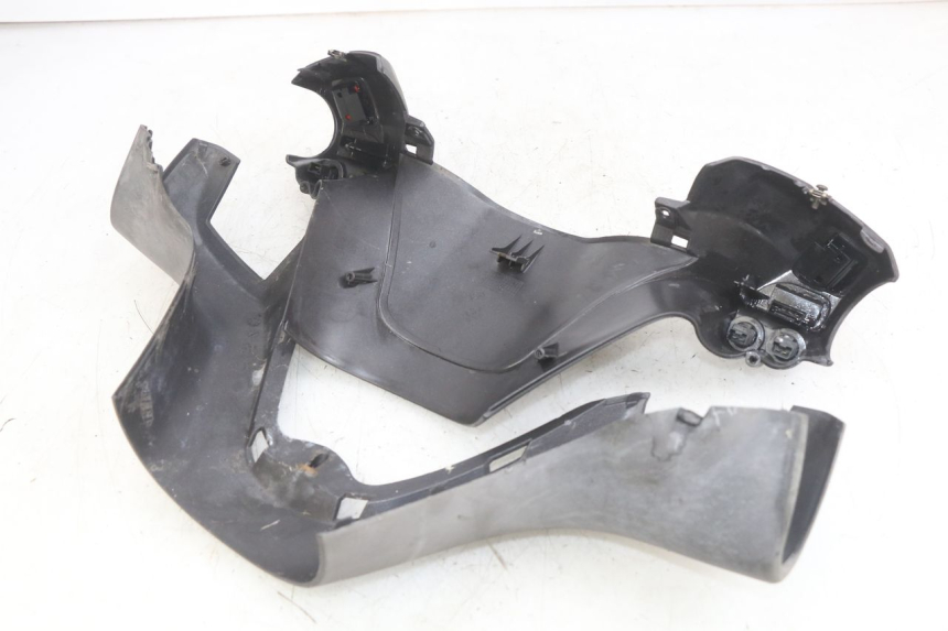 photo de COPRI MANUBRIO PIAGGIO X9 EVOLUTION 125 (2003 - 2007) - Altra vista dell'articolo