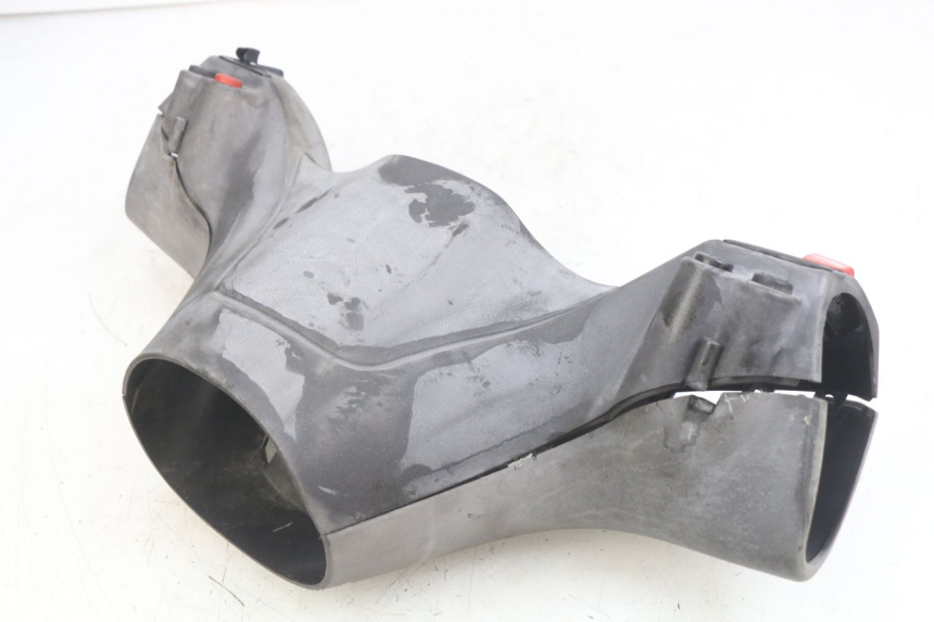 photo de COPRI MANUBRIO PIAGGIO X9 EVOLUTION 125 (2003 - 2007) - Primo piano tecnico