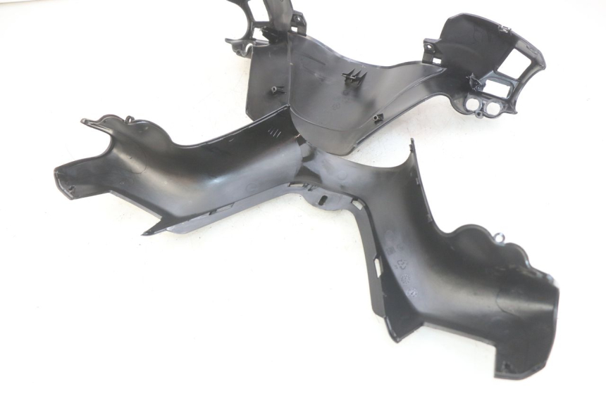 photo de MANOPOLE PIAGGIO XEVO - X EVO 125 (2007 - 2017) - Caratteristiche distintive