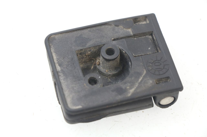 photo de Gancio borsa APRILIA ATLANTIC 125 (2003 - 2009) - Zoom sullo stato d'uso