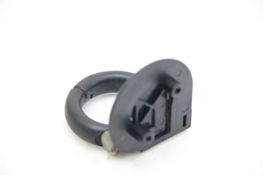 photo de GANCIO BORSA DERBI BOULEVARD 50 (2009 - 2006) - Dettagli dei punti di fissaggio