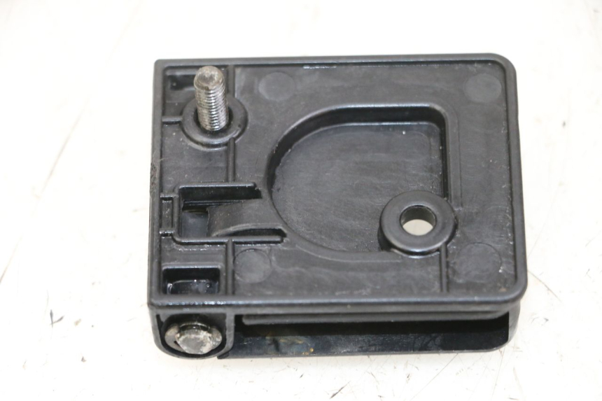 photo de GANCIO PORTAPACCHI PEUGEOT E-VIVACITY 1 (2012 - 2018) - Zoom sullo stato d'uso