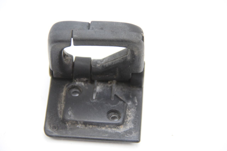 photo de Gancio borsa HONDA FES PANTHEON 125 (2003 - 2007) - Altra angolazione