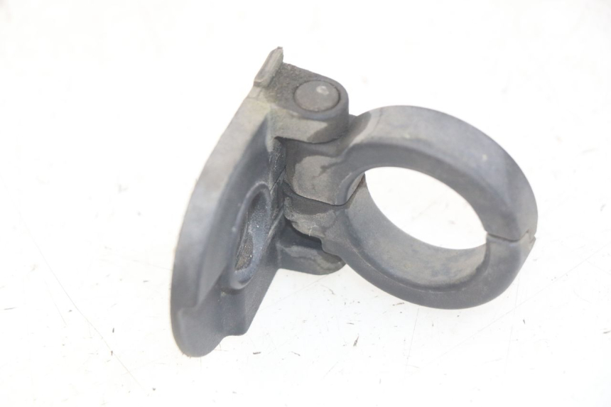 photo de GANCIO BORSA SYM FIDDLE 3 III 125 (2014 - 2020) - Dettaglio del componente