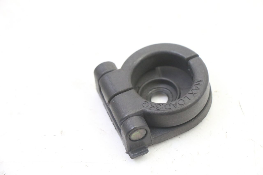 photo de Gancio borsa SYM FIDDLE 3 III 50 (2014 - 2020) - Altra angolazione