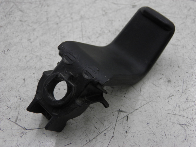 photo de Gancio borsa HONDA NHX LEAD 110 (2008 - 2010) - Dettagli dei punti di fissaggio