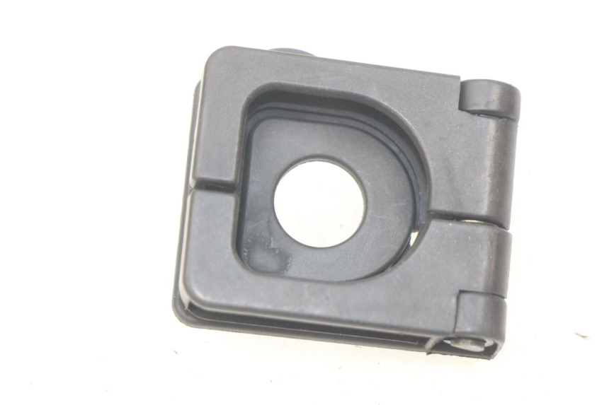 photo de GANCIO BORSA PEUGEOT KISBEE 2T 50 (2010 - 2017) - Dettaglio del componente