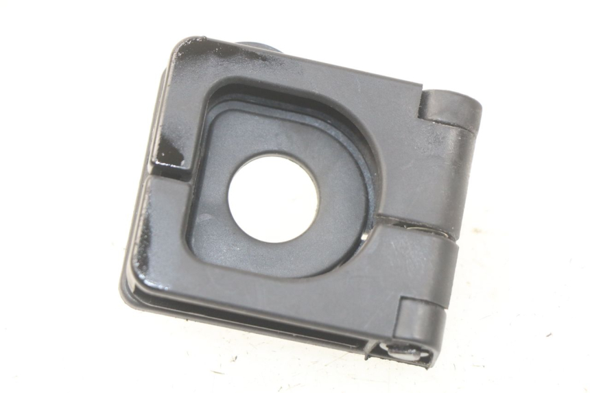 photo de GANCIO BORSA PEUGEOT KISBEE 4T 50 (2018 - 2022) - Zoom sullo stato d'uso