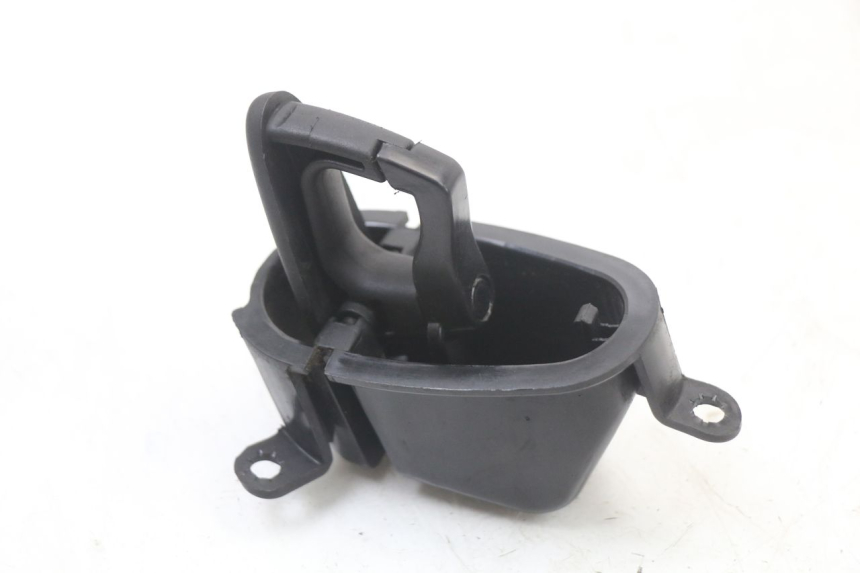 photo de GANCIO PORTAPACCHI PEUGEOT DJANGO 125 (2014 - 2017) - Zoom sullo stato d'uso