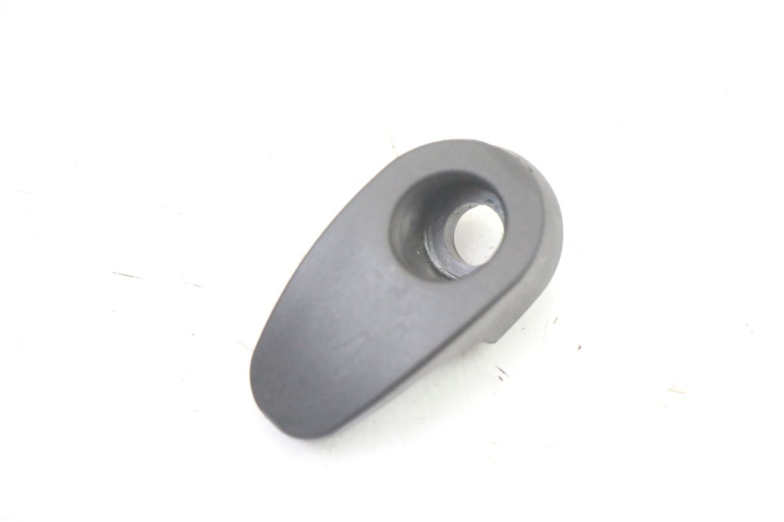 photo de GANCIO PORTAPACCHI PEUGEOT TWEET 4T 50 (2023 - 2025) - Vista principale