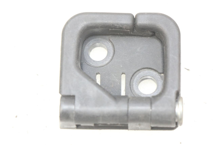 photo de GANCIO BORSA SUZUKI SIXTEEN 125 (2008 - 2010) - Zoom sullo stato d'uso