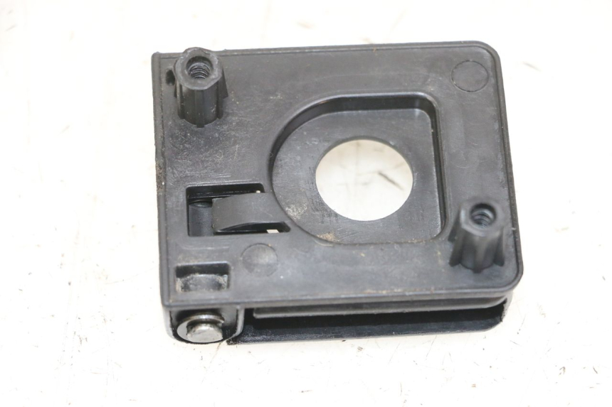 photo de GANCIO PORTAPACCHI PEUGEOT STREETZONE I 2T 50 (2018 - 2020) - Dettaglio del componente