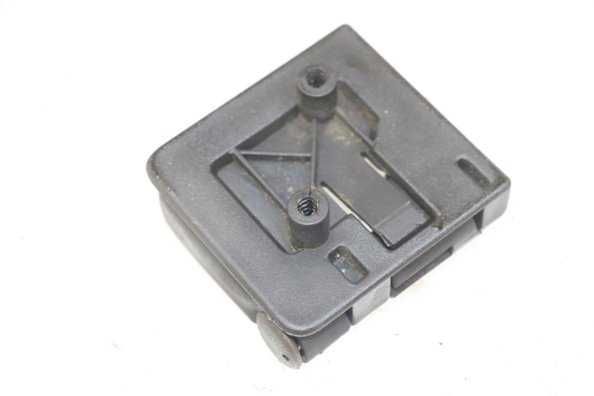 photo de GANCIO PORTAPACCHI PIAGGIO SUPER LX 125 (2000 - 2003) - Zoom sullo stato d'uso