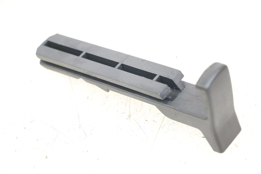 photo de GANCIO PORTAPACCHI PIAGGIO VESPA PRIMAVERA 4T 50 (2021 - 2024) - Vista principale