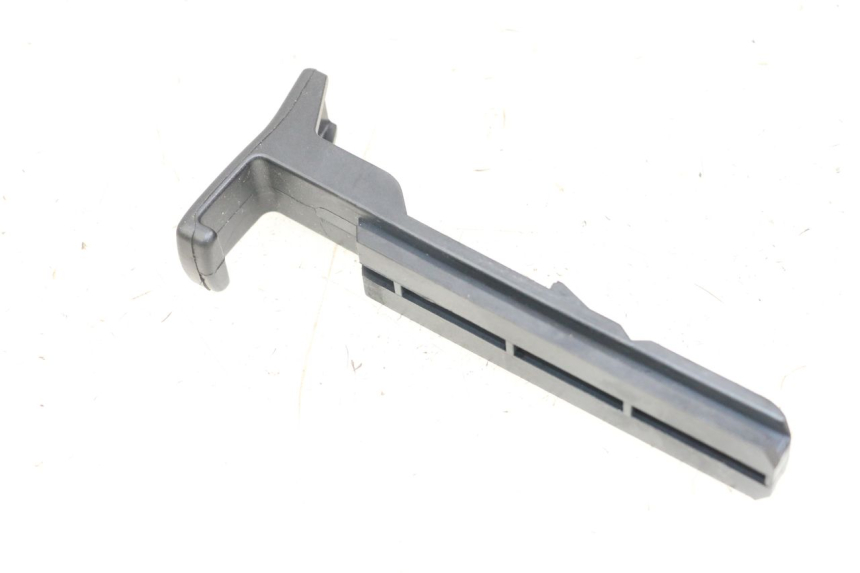 photo de GANCIO PORTAPACCHI PIAGGIO VESPA PRIMAVERA 4T 50 (2021 - 2024) - Dettaglio del componente