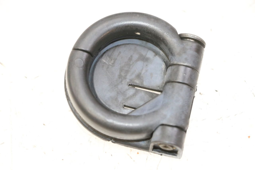 photo de GANCIO BORSA PIAGGIO VESPA S 2T 50 (2007 - 2014) - Dettaglio del componente