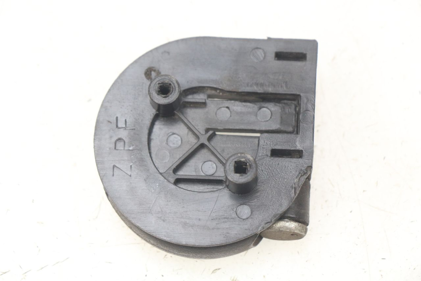 photo de Gancio borsa PIAGGIO ZIP 4T 50 (2006 - 2017) - Altra angolazione