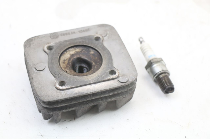 photo de TESTATA APRILIA SR MOTARD 50 (2012 - 2018) - Dettagli dei punti di fissaggio