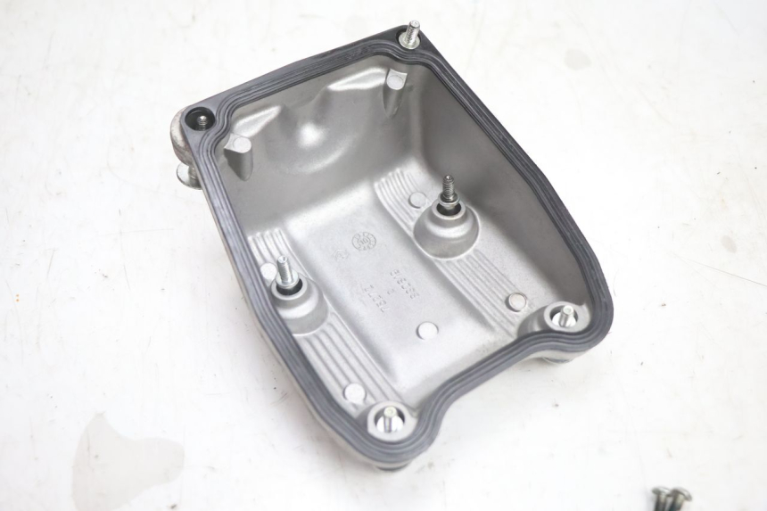 photo de TESTATA POSTERIORE GILERA GP 800 (2007 - 2013) - Altra vista dell'articolo
