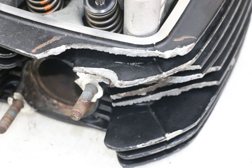 photo de TESTATA POSTERIORE MOTO GUZZI NORGE 8V GT 1200 (2011 - 2016) - Panoramica del profilo