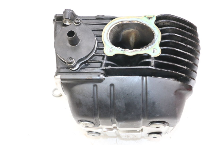 photo de TESTATA POSTERIORE MOTO GUZZI NORGE 8V GT 1200 (2011 - 2016) - Dettagli dei punti di fissaggio